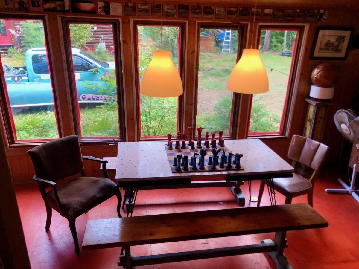 Chalet En Bois Rond Mauricie Saint-Alexis-des-Monts Exterior foto
